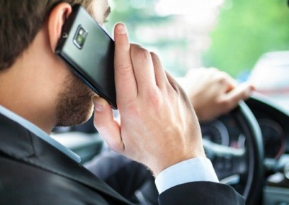 Пензенская Госавтоинспекция напоминает водителям об опасности разговоров по мобильному телефону за рулем