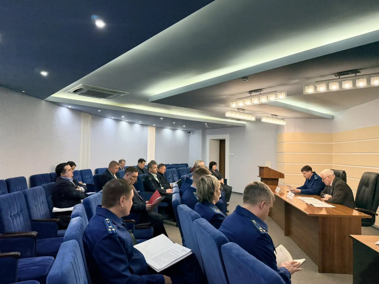 В прокуратуре Пензенской области под председательством исполняющего обязанности прокурора области Александра Лейзенберга 19 марта 2026 года состоялось заседание межведомственной рабочей группы по противодействию... В прокуратуре Пензенской области под председательством исполняющего обязанности прокурора области Александра Лейзенберга 19 марта 2026 года состоялось заседание межведомственной рабочей группы по противодействию...