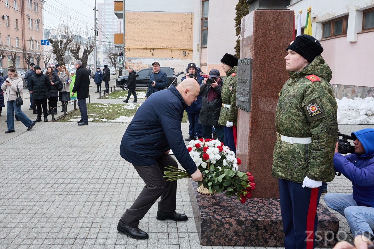 В Пензе почтили память Георга Мясникова В Пензе почтили память Георга Мясникова