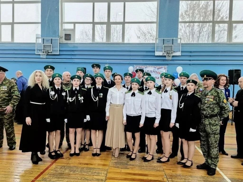 Анна Кузнецова: Наградили победителей военно-патриотической игры «Наследники России» Анна Кузнецова: Наградили победителей военно-патриотической игры «Наследники России»