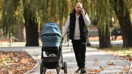 Папы становятся активнее: выплаты на рождение детей теперь не только женская прерогатива