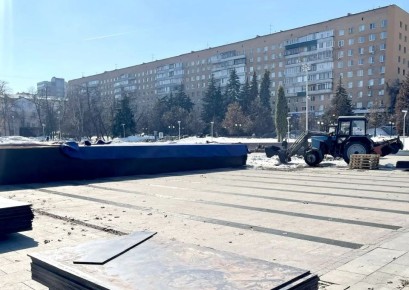 В Пензе начали готовить главный фонтан к новому сезону