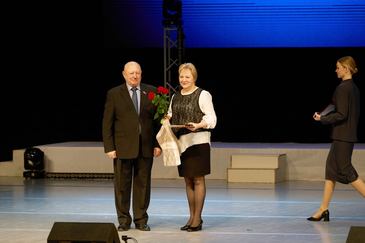 Сергей Егоров вручил награды представителям сферы культуры Сергей Егоров вручил награды представителям сферы культуры