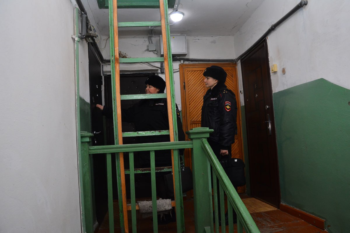 Полицейские Башмаковского района установили мужчину, который из хулиганских побуждений высказывал слова угрозы женщине