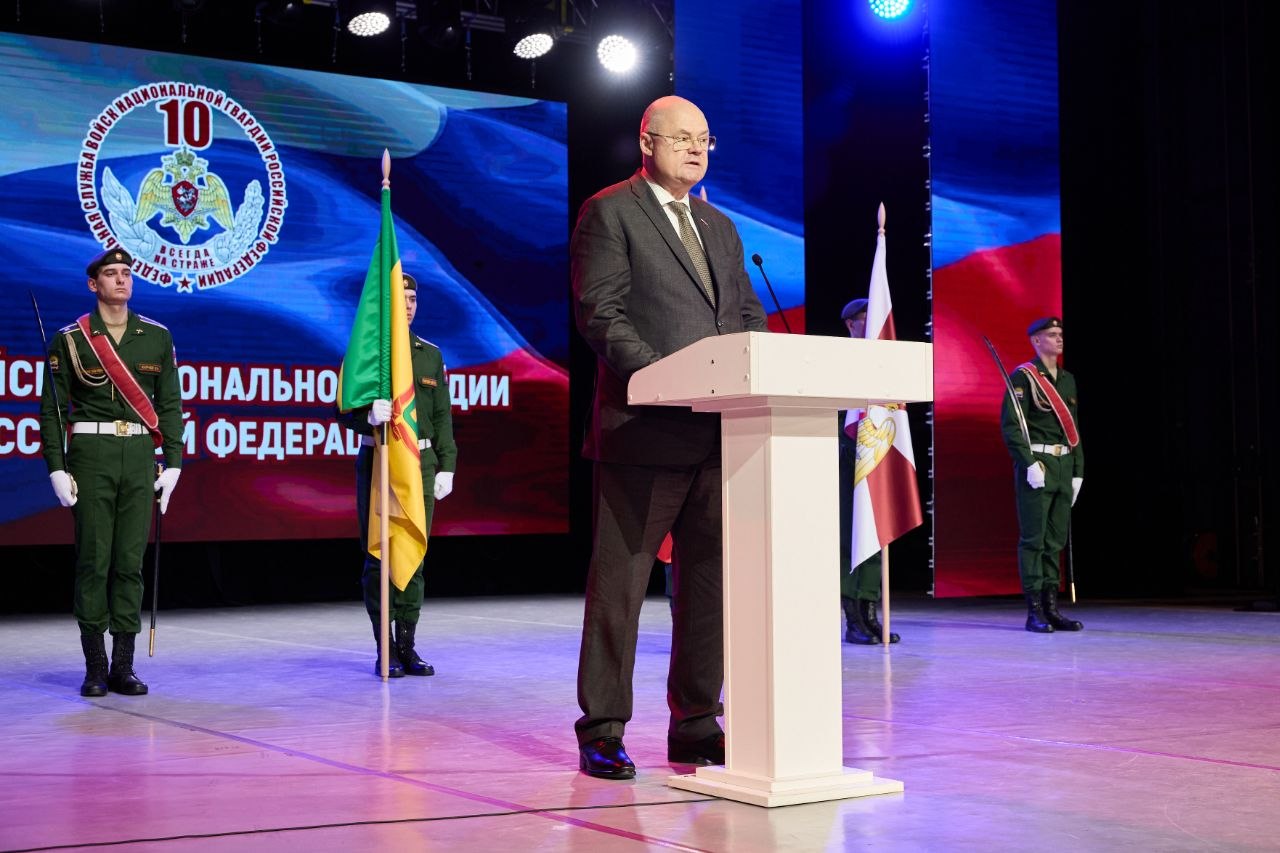 Вадим Супиков поздравил росгвардейцев с юбилейными датами Вадим Супиков поздравил росгвардейцев с юбилейными датами