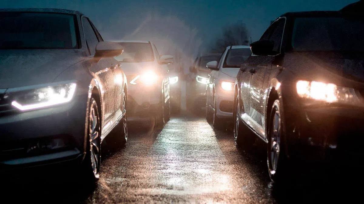 Сотрудники полиции разыскивают свидетелей и очевидцев дорожно-транспортного происшествия Сотрудники полиции разыскивают свидетелей и очевидцев дорожно-транспортного происшествия