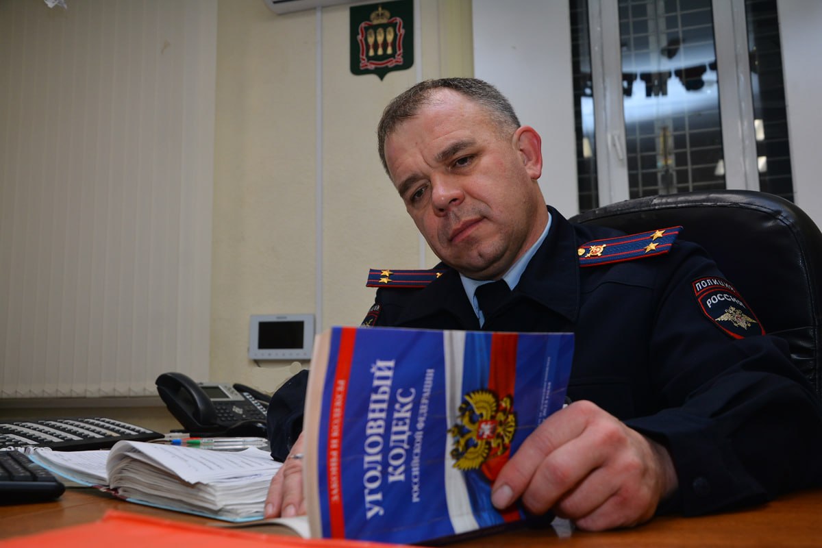 Пенсионерка передала мошеннику 500 000 рублей на лечение сына