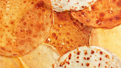 Как заменить молоко в тесте для идеальных блинов