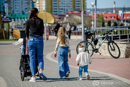 «Дежурный врач»: пензенцам рассказали о преимуществах молодого родительства