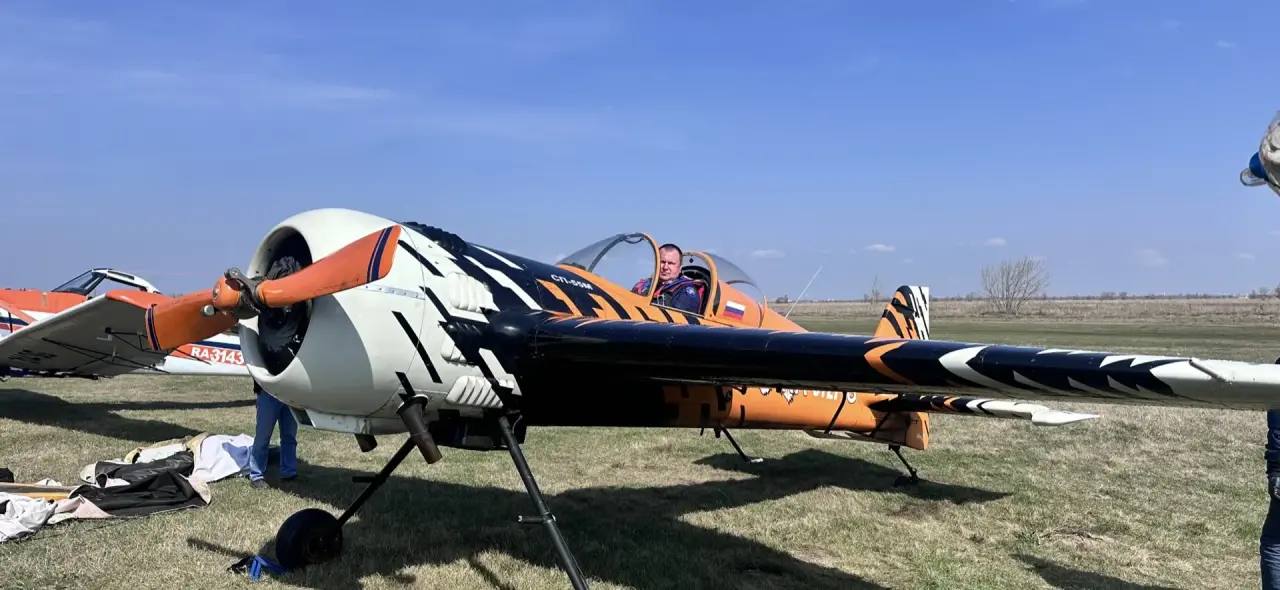 Олег Мельниченко: Пилот Дмитрий Суменков готовится к перелету до Байконура