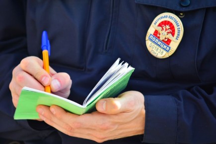 В Спасском районе мужчина украл у спящей возлюбленной 24 000 рублей