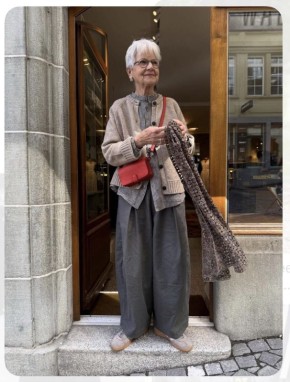 Смелый стиль: как оригинально одеваться после 60 лет