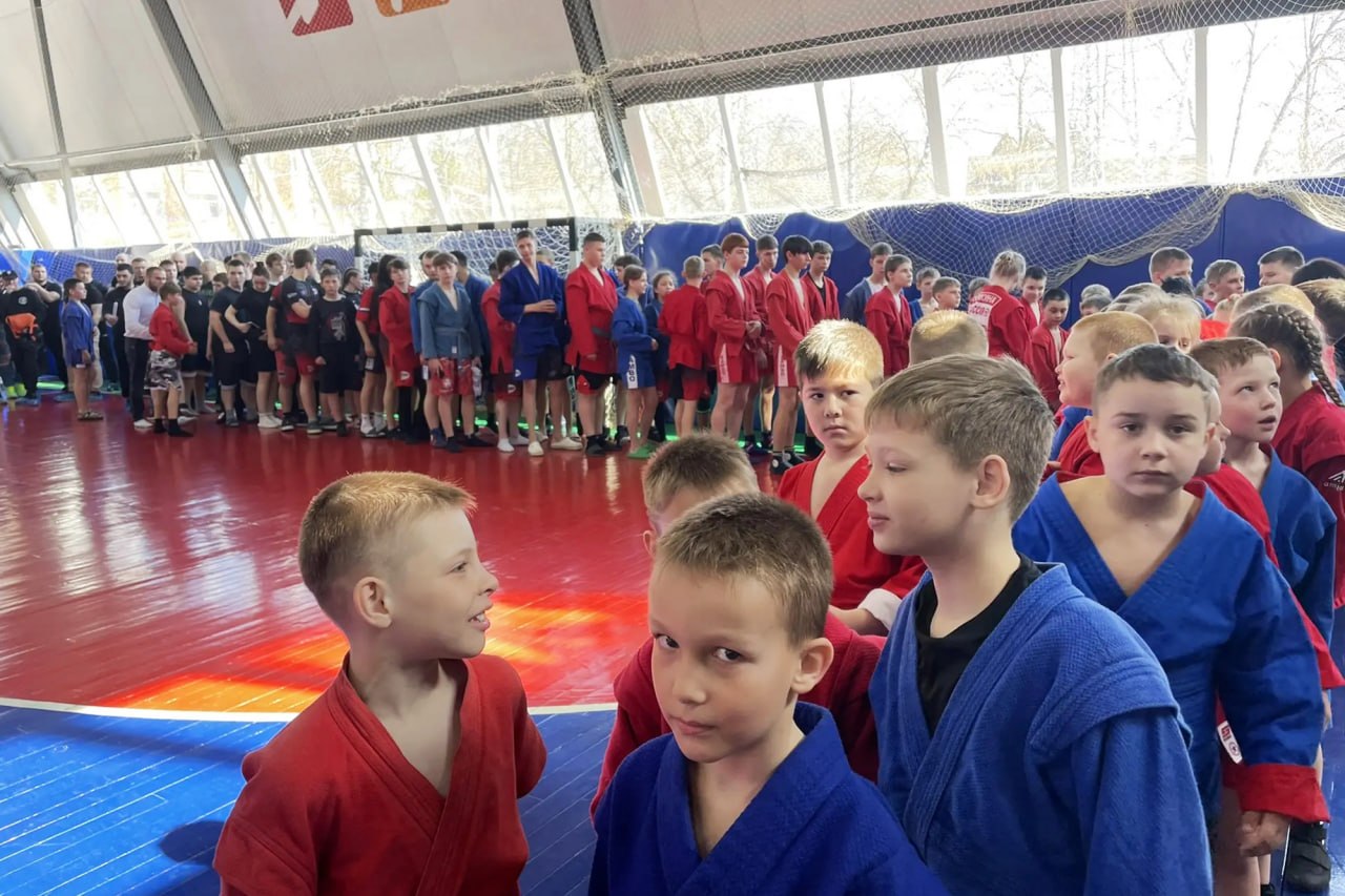 В Сердобске прошли соревнования по самбо в рамках проекта «СВОи Герои» В Сердобске прошли соревнования по самбо в рамках проекта «СВОи Герои»