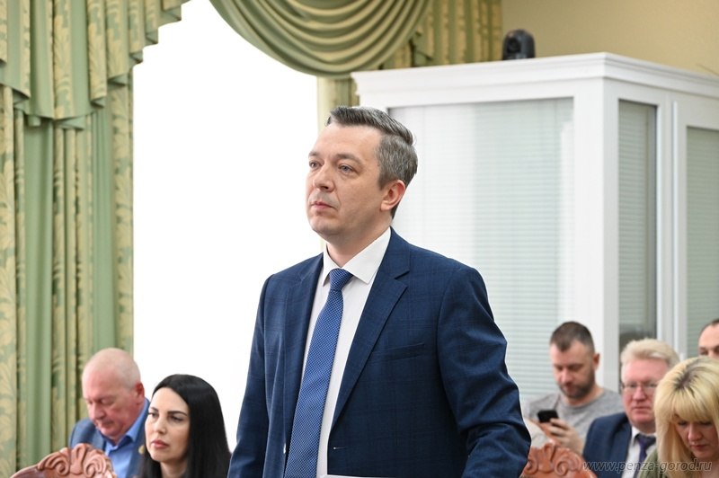 Олег Денисов призвал родителей не покупать питбайки детям Олег Денисов призвал родителей не покупать питбайки детям