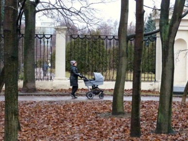 Уход за детьми до полутора лет теперь учитывается в страховом стаже