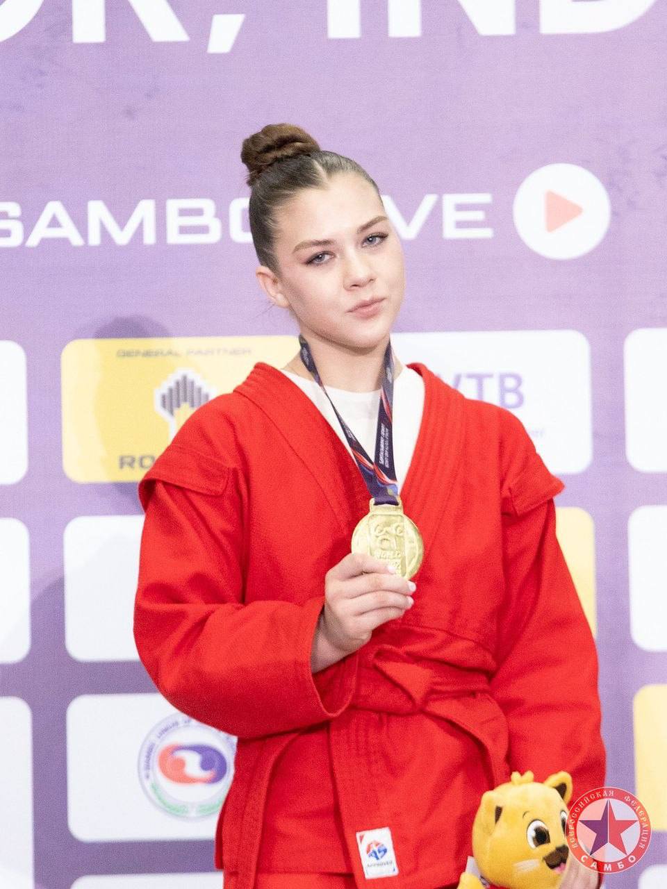 Олег Мельниченко: Четырехкратной победительнице первенства мира по самбо, нашей землячке Софье Солуяновой присвоено звание мастера спорта России международного класса