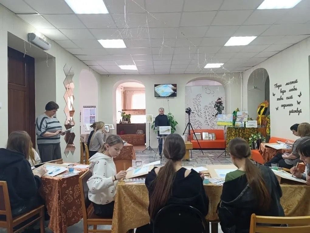 Мир вокруг нас. Члены УИК №338 и творческая лаборатория «Развивайся и твори» устроили настоящий праздник творчества Мир вокруг нас. Члены УИК №338 и творческая лаборатория «Развивайся и твори» устроили настоящий праздник творчества