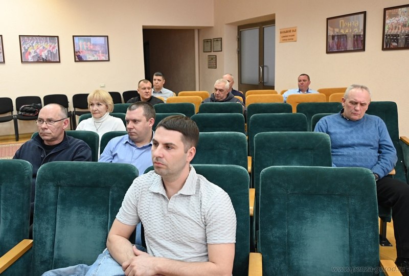 Олег Денисов: «Отопление планируем постепенно отключать с 13 апреля» Олег Денисов: «Отопление планируем постепенно отключать с 13 апреля»