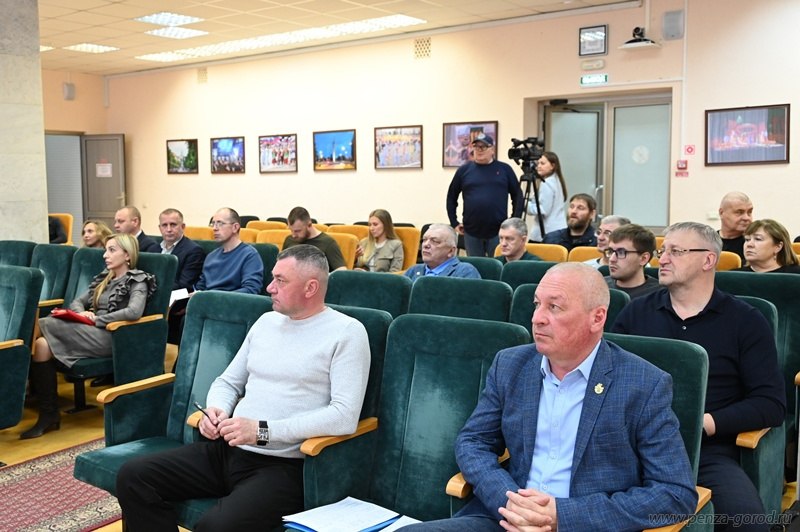 Олег Денисов: «Отопление планируем постепенно отключать с 13 апреля» Олег Денисов: «Отопление планируем постепенно отключать с 13 апреля»