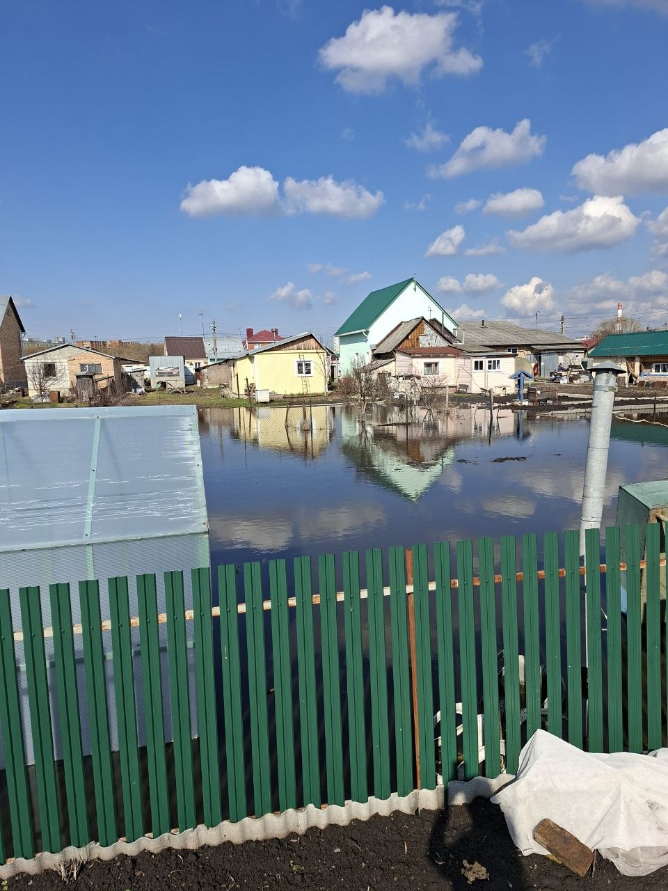 Часть участков в Кривозерье каждую весну подтапливает, сообщила наша читательница Часть участков в Кривозерье каждую весну подтапливает, сообщила наша читательница