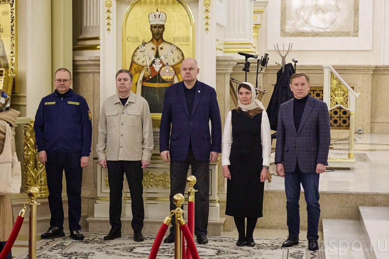 В Спасском кафедральном соборе состоялось пасхальное богослужение В Спасском кафедральном соборе состоялось пасхальное богослужение