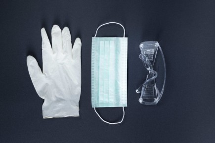 Как безопасно использовать агрессивные моющие средства: советы и рекомендации