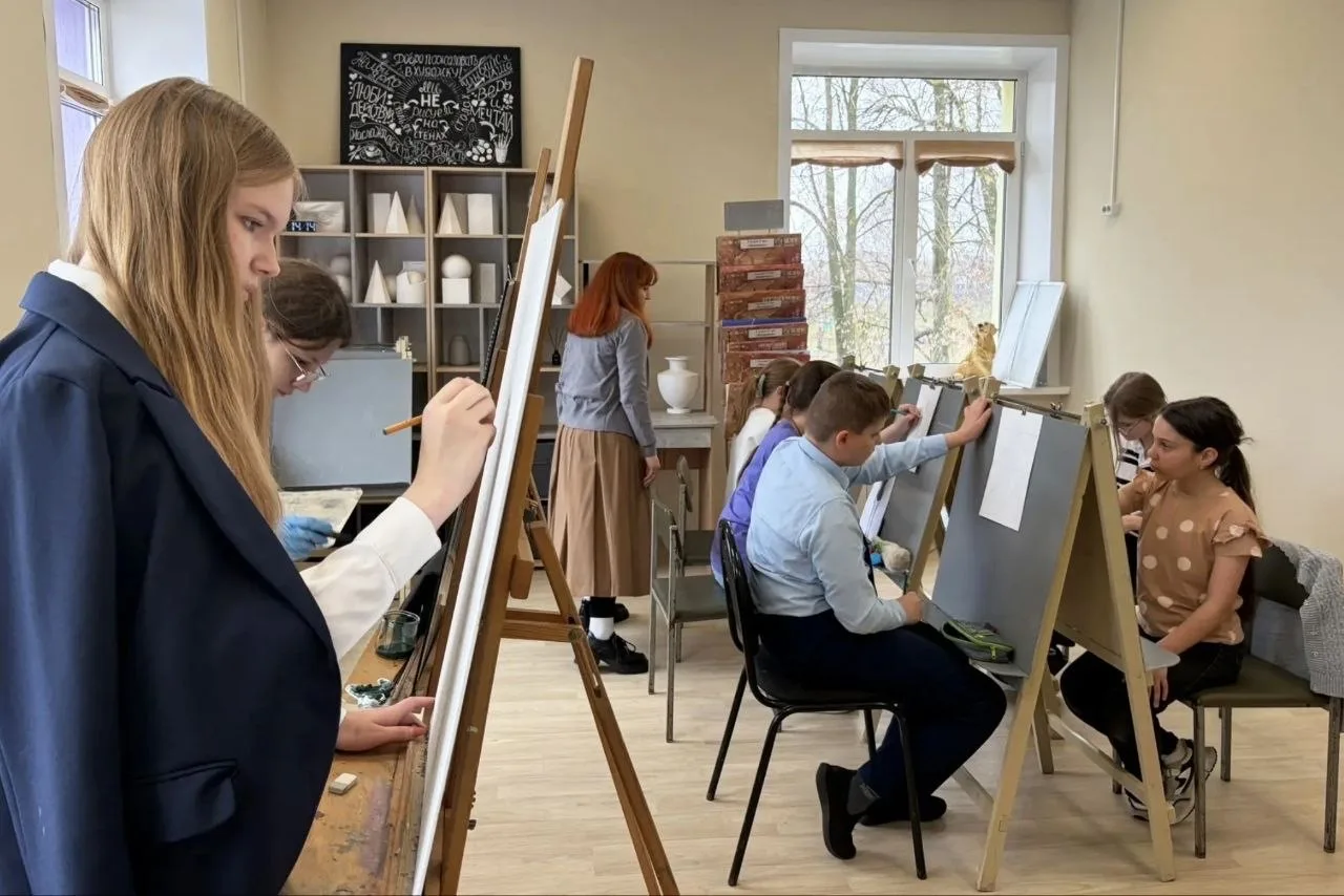 Олег Мельниченко: В Земетчино сегодня большое событие — концерт в обновленной школе искусств Олег Мельниченко: В Земетчино сегодня большое событие — концерт в обновленной школе искусств