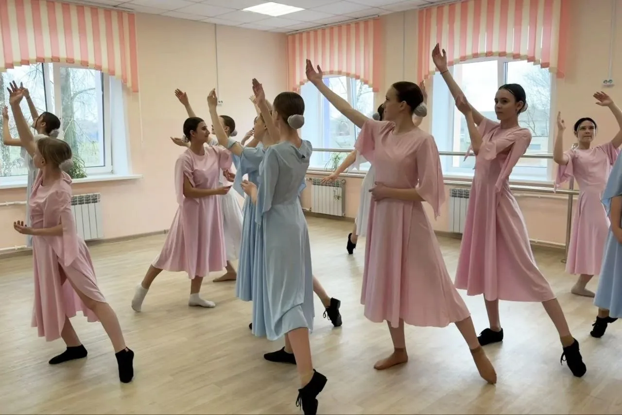 Олег Мельниченко: В Земетчино сегодня большое событие — концерт в обновленной школе искусств Олег Мельниченко: В Земетчино сегодня большое событие — концерт в обновленной школе искусств