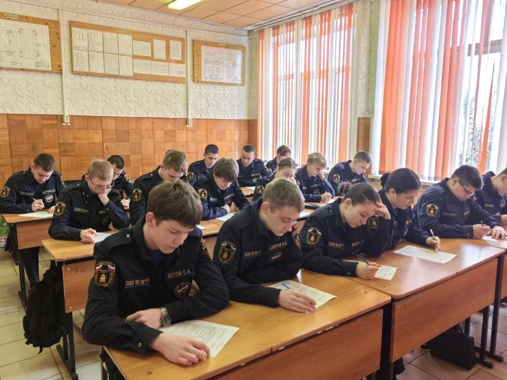 Полным ходом в городе Пенза продолжается избирательный диктант Полным ходом в городе Пенза продолжается избирательный диктант