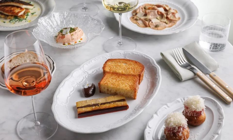 ����������� ����������� ���� Frantsuza Bistrot � ����������� ������� �� ���-������ ����� ���������