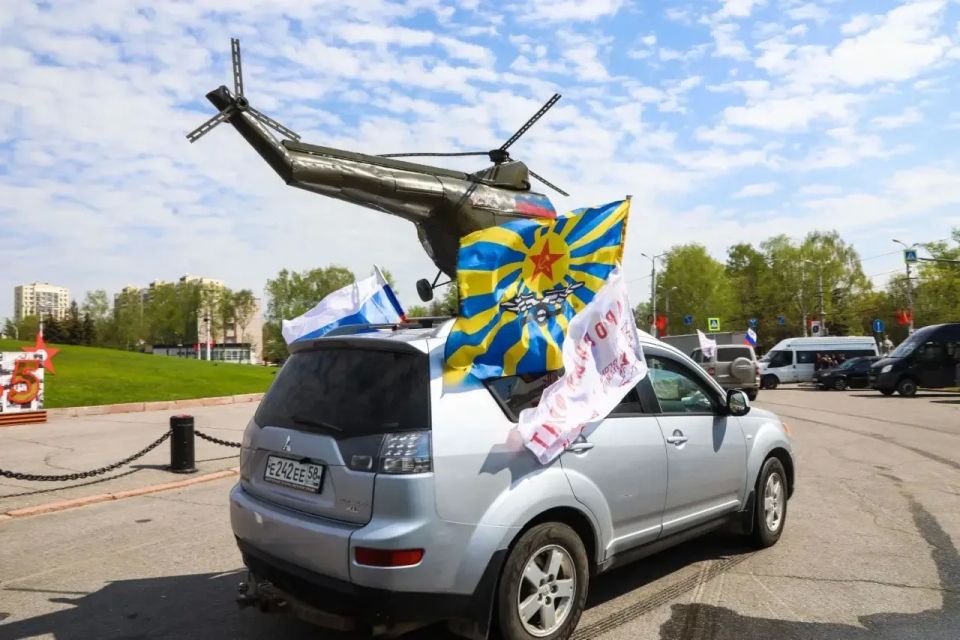 Олег Мельниченко: Наши земляки сегодня почтили память Героя России, участника Великой Отечественной войны Николая Васильевича Терёхина Олег Мельниченко: Наши земляки сегодня почтили память Героя России, участника Великой Отечественной войны Николая Васильевича Терёхина