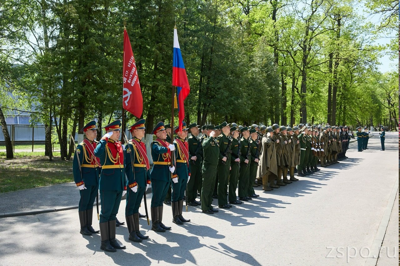 Вадим Супиков почтил память ветеранов пензенского артинститута Вадим Супиков почтил память ветеранов пензенского артинститута