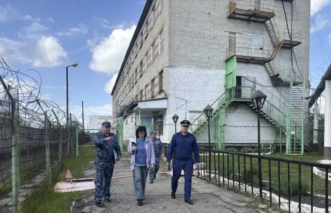 Пензенский прокурор по надзору за соблюдением законов в исправительных учреждениях Пензенской области Юрий Чернов проверил условия содержания осужденных в ФКУ ИК-7 УФСИН России по Пензенской области