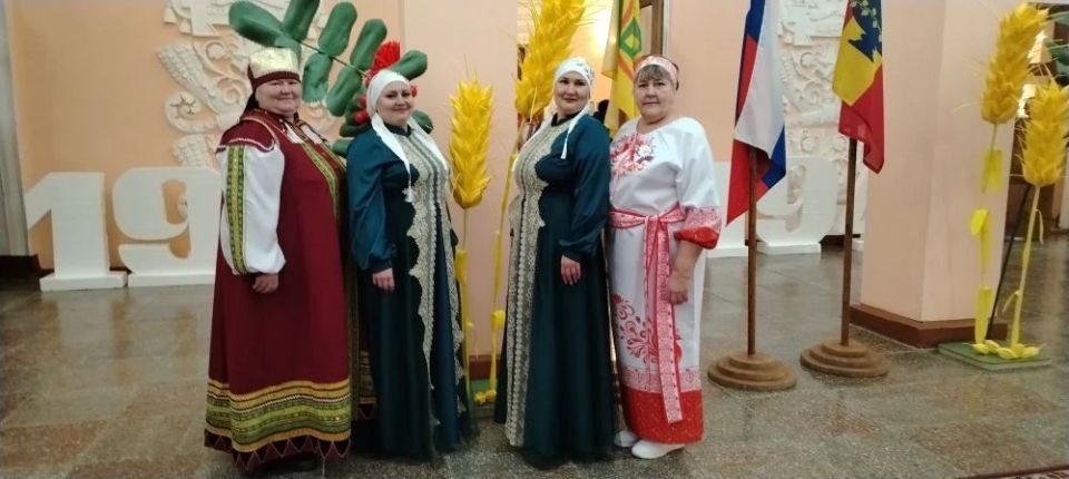 Мир вокруг нас. 2026 год объявлен Годом единства народов России Мир вокруг нас. 2026 год объявлен Годом единства народов России