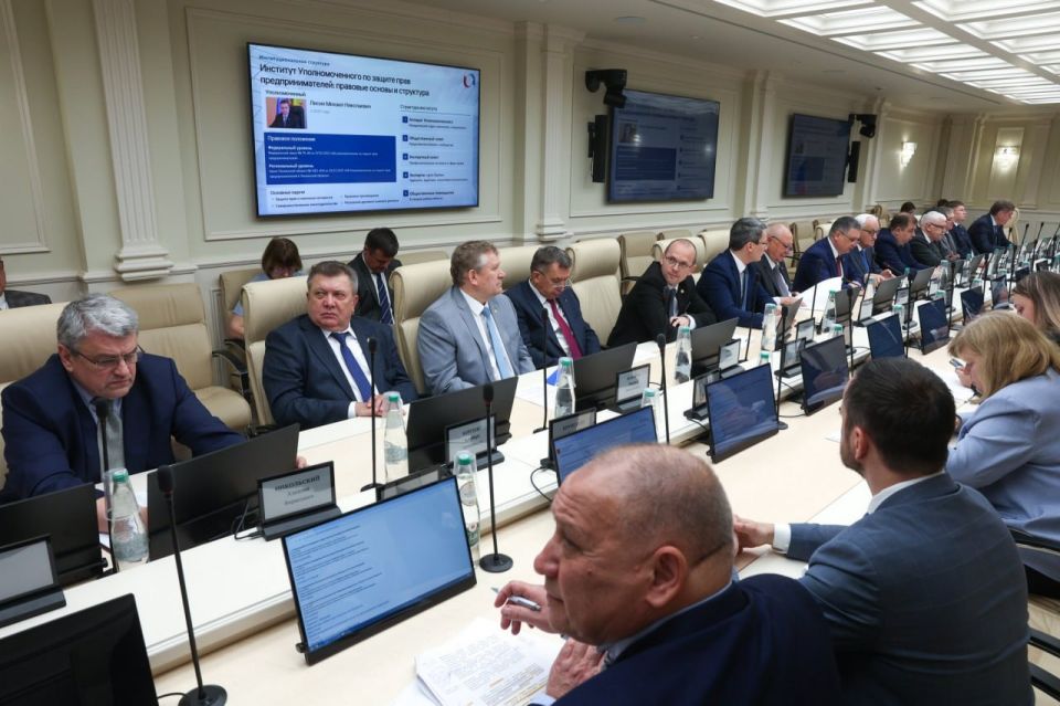 Парламентарии приняли участие в заседаниях профильных комитетов Совета Федерации РФ Парламентарии приняли участие в заседаниях профильных комитетов Совета Федерации РФ