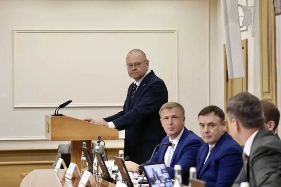 Олег Мельниченко: Принял участие в парламентских слушаниях, посвященных реализации нацпроекта «Экологическое благополучие», которые провел первый заместитель председателя Совета Федерации Андрей Владимирович Яцкин Олег Мельниченко: Принял участие в парламентских слушаниях, посвященных реализации нацпроекта «Экологическое благополучие», которые провел первый заместитель председателя Совета Федерации Андрей Владимирович Яцкин