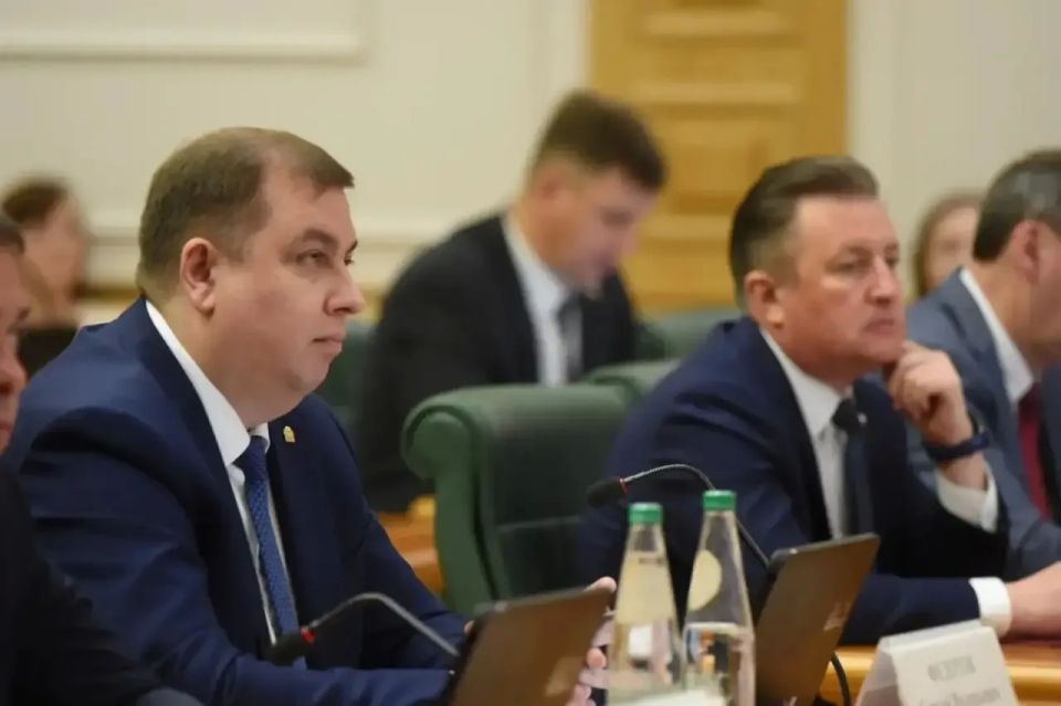 Олег Мельниченко: Благодарен сенаторам за внимание к инициативам региона, которые рассмотрели в рамках Дней Пензенской области в Совете Федерации на заседании Комитета по науке, образованию и культуре, возглавляемого Лилией... Олег Мельниченко: Благодарен сенаторам за внимание к инициативам региона, которые рассмотрели в рамках Дней Пензенской области в Совете Федерации на заседании Комитета по науке, образованию и культуре, возглавляемого Лилией...