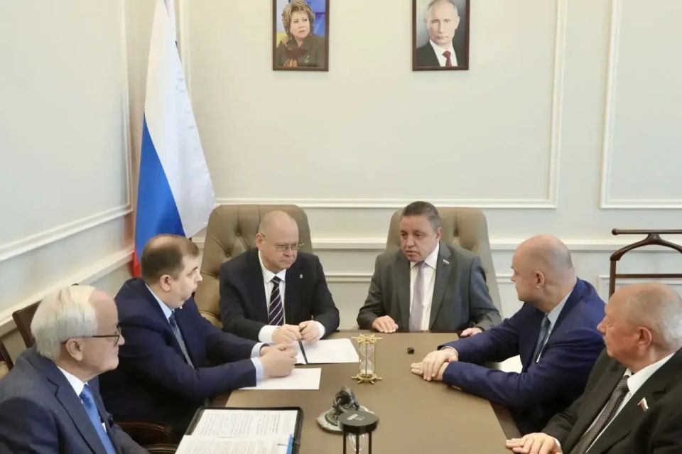 Олег Мельниченко: Председатель Комитета СФ по Регламенту и организации парламентской деятельности Вячеслав Степанович Тимченко отметил достойную работу Пензенской области в части исполнения прошлого постановления Совета...