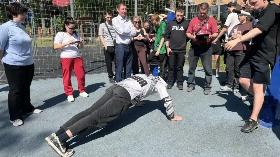 Весенняя спартакиада среди учащихся многопрофильного техникума «Мокшанский интернат»: студенты соревновались в 7 дисциплинах Весенняя спартакиада среди учащихся многопрофильного техникума «Мокшанский интернат»: студенты соревновались в 7 дисциплинах