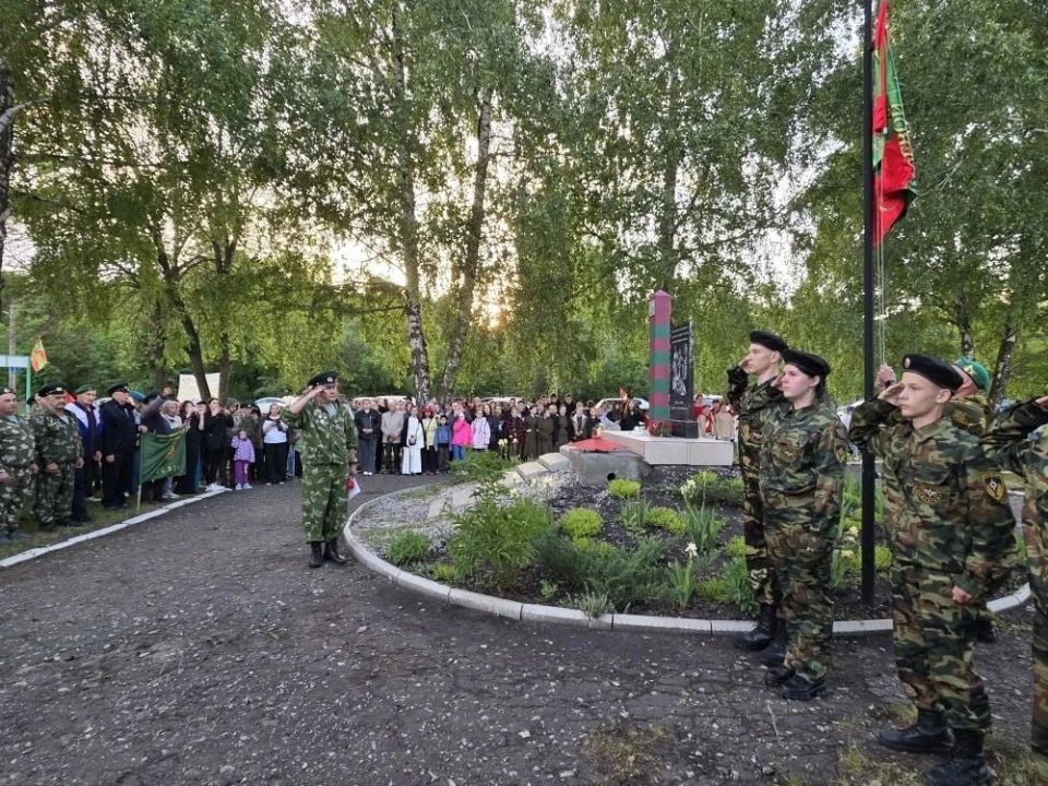 Алексей Марьин почтил память героев-пограничников в Сердобске Алексей Марьин почтил память героев-пограничников в Сердобске