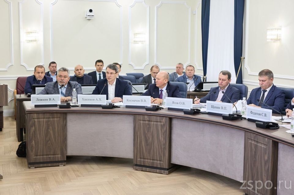 Вадим Супиков принял участие в работе регионального правительства Вадим Супиков принял участие в работе регионального правительства