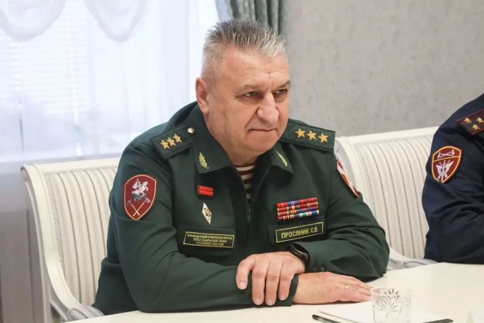 Олег Мельниченко: В Пензенскую область прибыл командующий Приволжским ордена Жукова округом войск национальной гвардии РФ Сергей Владимирович Просяник Олег Мельниченко: В Пензенскую область прибыл командующий Приволжским ордена Жукова округом войск национальной гвардии РФ Сергей Владимирович Просяник