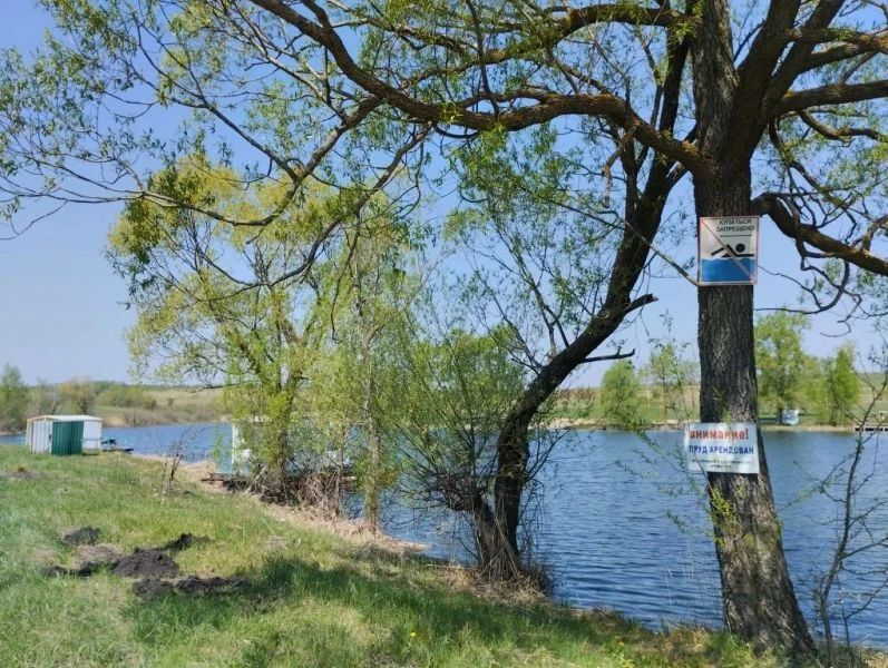 В городе ведется подготовка мест отдыха у воды к лету В городе ведется подготовка мест отдыха у воды к лету
