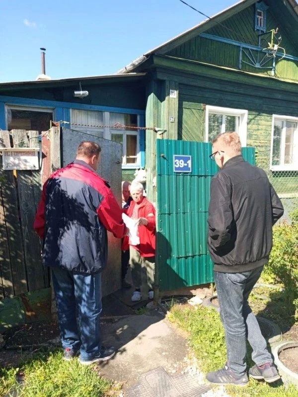 Жителям Железнодорожного района напомнили правила противопожарной безопасности Жителям Железнодорожного района напомнили правила противопожарной безопасности