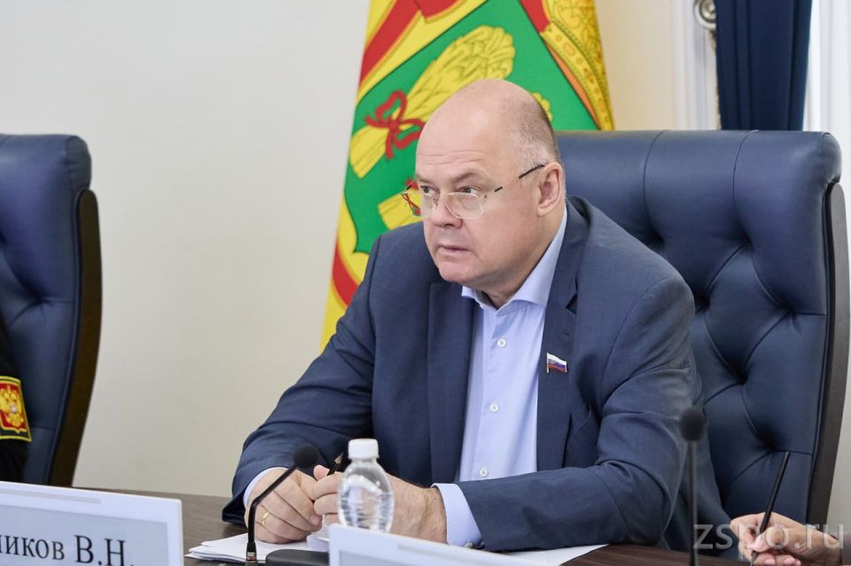 Вадим Супиков принял участие в работе регионального правительства Вадим Супиков принял участие в работе регионального правительства