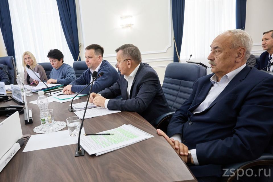 Вадим Супиков принял участие в работе регионального правительства Вадим Супиков принял участие в работе регионального правительства