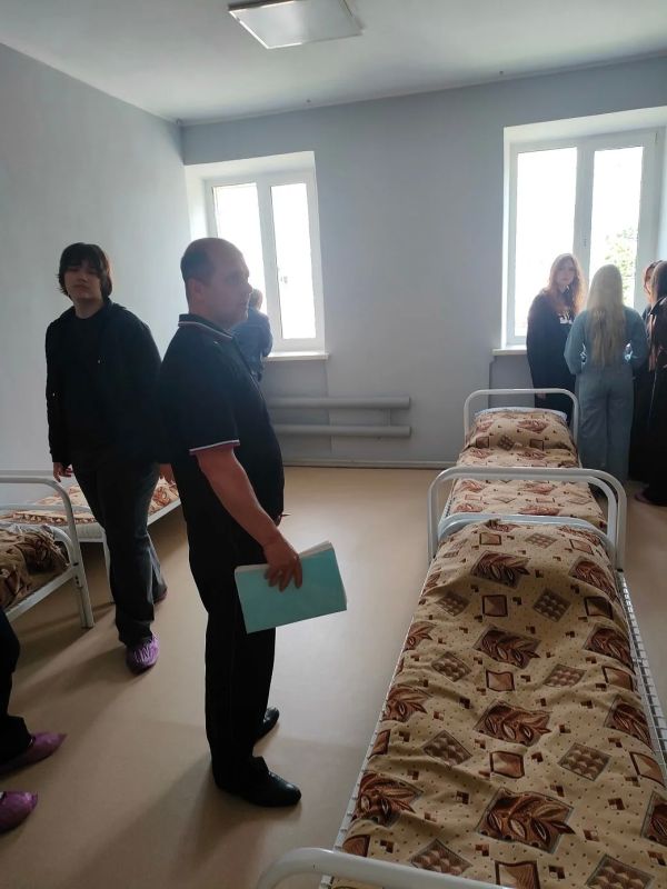 Сотрудники полиции провели правовое мероприятие для школьников, приуроченное к Международному дню защиты детей Сотрудники полиции провели правовое мероприятие для школьников, приуроченное к Международному дню защиты детей