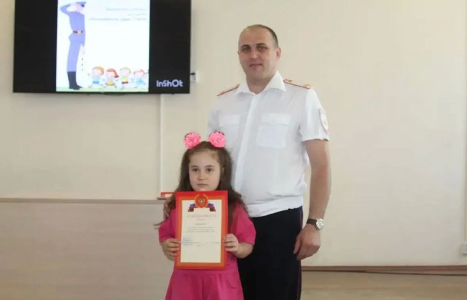 В Башмаковском районе прошло торжественное награждение участников конкурса «Полицейский Дядя Степа» В Башмаковском районе прошло торжественное награждение участников конкурса «Полицейский Дядя Степа»