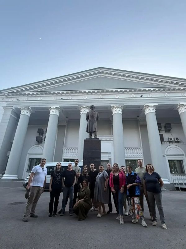 Общественный совет при УМВД России по Пензенской области поддержал культурный проект в Донецке и Мариуполе Общественный совет при УМВД России по Пензенской области поддержал культурный проект в Донецке и Мариуполе