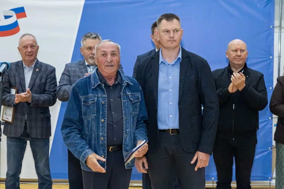 МЕДАЛИ «ОТЕЦ СОЛДАТА» ВРУЧИЛИ ОТЦАМ ПЕНЗЕНСКОЙ ОБЛАСТИ МЕДАЛИ «ОТЕЦ СОЛДАТА» ВРУЧИЛИ ОТЦАМ ПЕНЗЕНСКОЙ ОБЛАСТИ